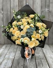 Букет цветов из:  Розы и Лизиантусы в Ходзь