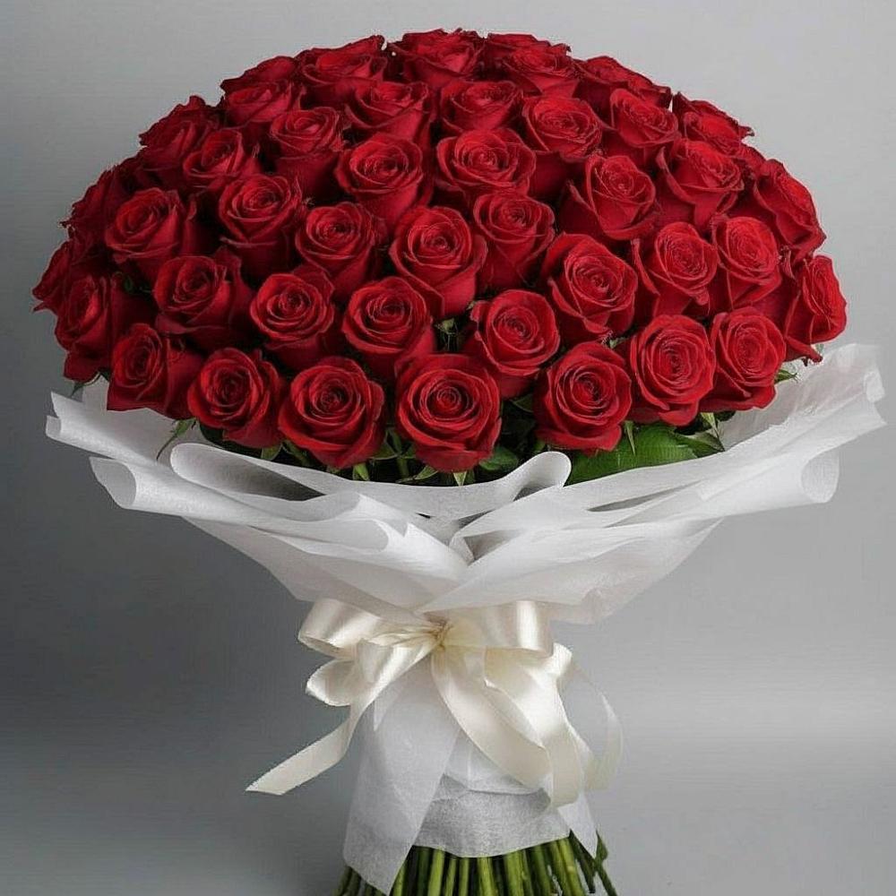 Букет 101 Красная роза Блэк Мэджик в Ходзь