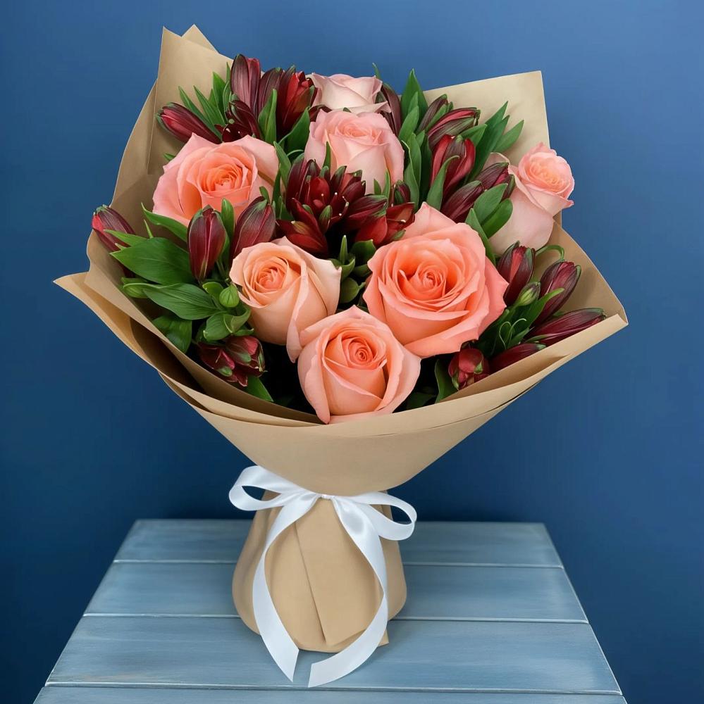 Букет цветов из: Розы и Альстромерии в Ходзь