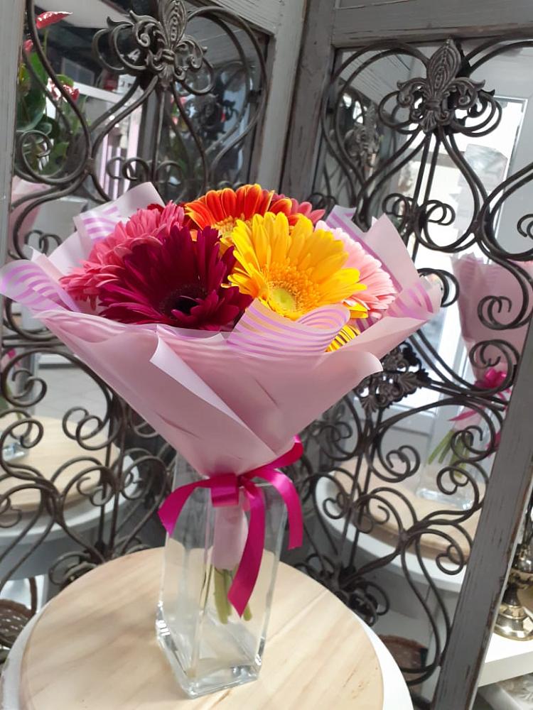 Букет цветов из: Герберы в Ходзь