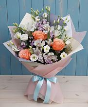 Букет цветов из:  Лизиантусы, Розы, Альстромерии и Гипсофила в Ходзь