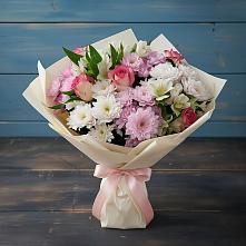 Букет цветов из:  Хризантемы, Альстромерии и Розы в Ходзь