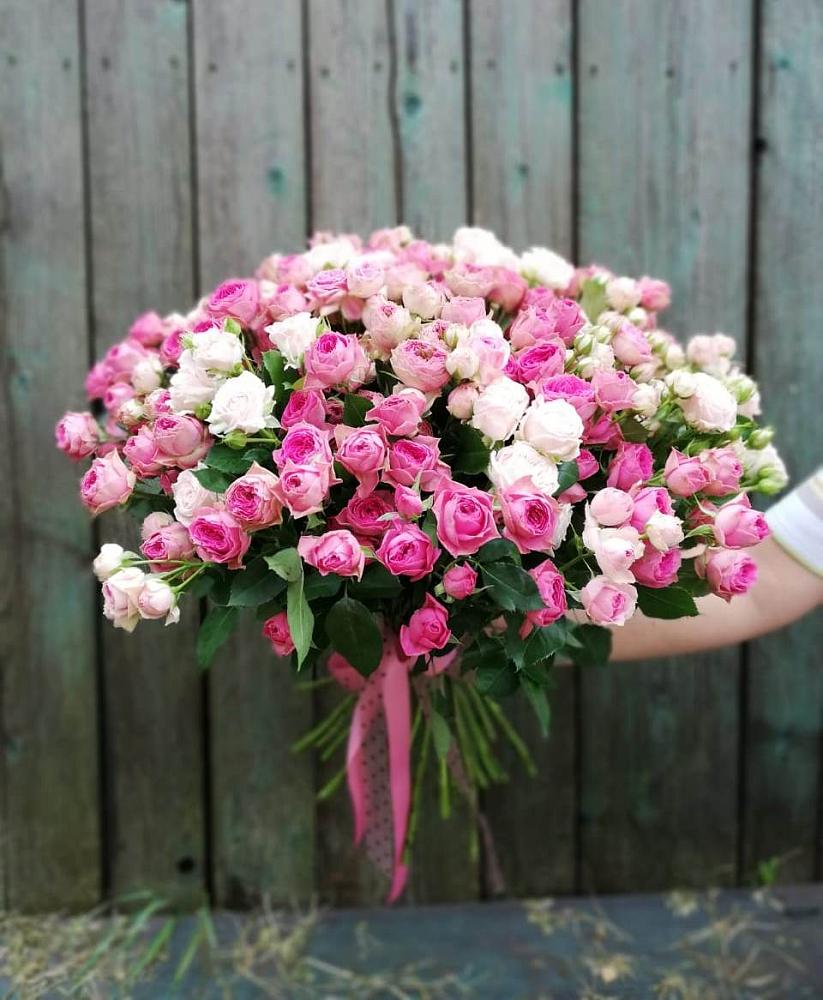 Букет Розовые кустовые розы Натали и Лав Лидия в Ходзь