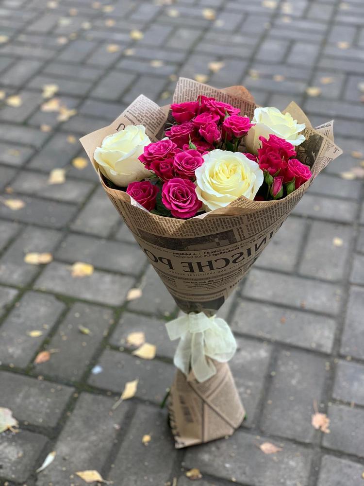 Букет цветов из: Розы в Ходзь