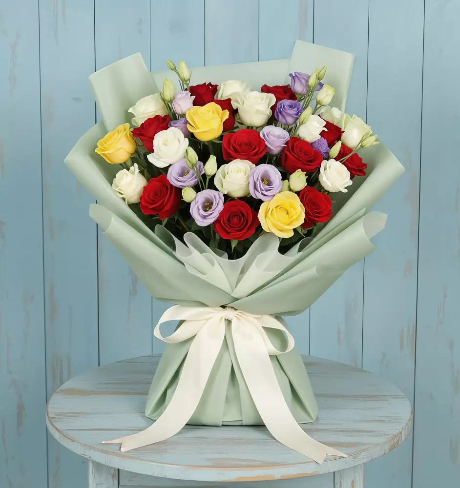 Букет цветов из: Розы в Ходзь